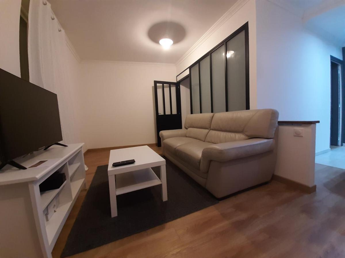 Appartement 2 Pieces, Proche Rer, Bus Et Chateau 랑부예 외부 사진