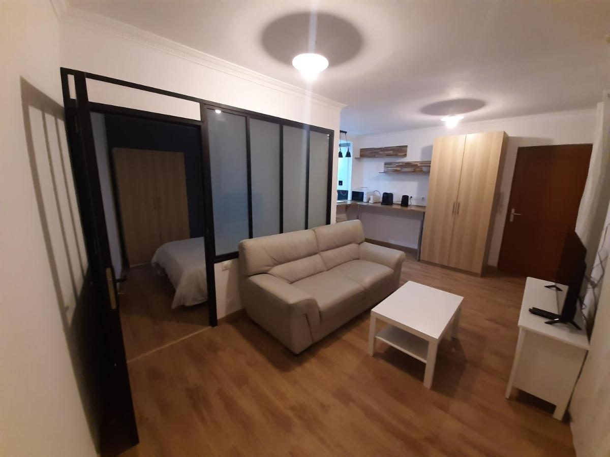 Appartement 2 Pieces, Proche Rer, Bus Et Chateau 랑부예 외부 사진
